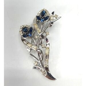 Vintage Crown Trifari Brooch Flower Blue Clear Rhinestone Silver Tone Signed